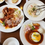 음식, 접시, 돈까스, 파스타, 함박스테이크, 사진,이미지,일러스트,캘리그라피 - gksmftor작가 크라우드픽 - 저작권 걱정 없는 상업용 이미지