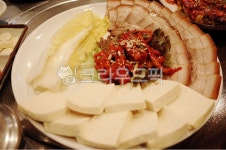 보쌈, 보쌈김치, 두부보쌈, 두부, 식사, 사진,이미지,일러스트,캘리그라피 - dsapoi작가 크라우드픽 - 저작권 걱정 없는 상업용 이미지