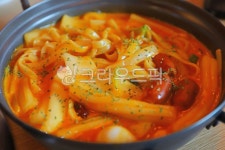음식, 떡볶이, 파스타, 로제떡볶이, 스파게티, 사진,이미지,일러스트,캘리그라피 - 늑돌이작가 크라우드픽 - 저작권 걱정 없는 상업용 이미지