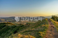 제주도, 다랑쉬오름, 월랑봉, 화산섬, 자연, 사진,이미지,일러스트,캘리그라피 - Yoni작가 크라우드픽 - 저작권 걱정 없는 상업용 이미지