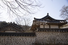 한옥, 돌담, 기와, 기와지붕, 야외, 사진,이미지,일러스트,캘리그라피 - 원프로작가 크라우드픽 - 저작권 걱정 없는 상업용 이미지