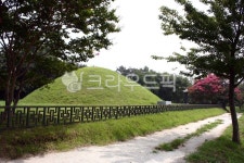 견훤왕릉, 문화재, 견훤묘, 전견훤묘, 백제, 사진,이미지,일러스트,캘리그라피 - 시대작가 크라우드픽 - 저작권 걱정 없는 상업용 이미지