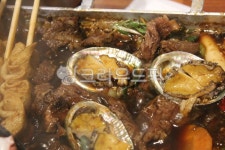 갈비찜, 해물찜, 조개, 전복, 갈비, 사진,이미지,일러스트,캘리그라피 - Nhide_pose작가 크라우드픽 - 저작권 걱정 없는 상업용 이미지