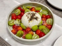 food, 음식, 샐러드, 토마토, 샤인머스켓, 사진,이미지,일러스트,캘리그라피 - 행운사진관작가 크라우드픽 - 저작권 걱정 없는 상업용 이미지
