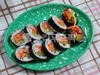 김밥, 식사, 음식, 분식, 한식, 사진,이미지,일러스트,캘리그라피 - 팔순이작가 크라우드픽 - 저작권 걱정 없는 상업용 이미지