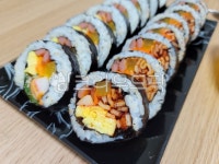 음식, 계란, 김밥, 한끼, kfood, 사진,이미지,일러스트,캘리그라피 - Minseoking작가 크라우드픽 - 저작권 걱정 없는 상업용 이미지