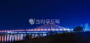 bridge, 다리, 교량, 하천, 배경, 사진,이미지,일러스트,캘리그라피 - studio H작가 크라우드픽 - 저작권 걱정 없는 상업용 이미지