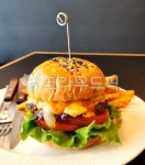 음식, 식사, food, meal, 수제버거, 사진,이미지,일러스트,캘리그라피 - Niamwinmir작가 크라우드픽 - 저작권 걱정 없는 상업용 이미지