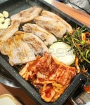 삼겹살, 고기, 김치, 미나리, 마늘, 사진,이미지,일러스트,캘리그라피 - ahentmdcks작가 크라우드픽 - 저작권 걱정 없는 상업용 이미지