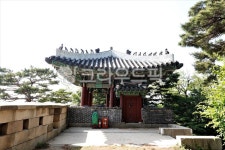 숙정문, 북대문, 한양도성, 서울성곽, 북문, 사진,이미지,일러스트,캘리그라피 - 백봉작가 크라우드픽 - 저작권 걱정 없는 상업용 이미지