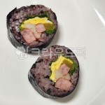 김밥단면, 김밥, 상추김밥, 흑미김밥, 흑미밥김밥, 사진,이미지,일러스트,캘리그라피 - 단호박캔디작가 크라우드픽 - 저작권 걱정 없는 상업용 이미지