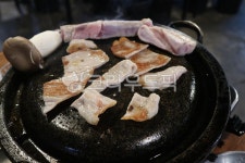 항정살돌판구이, 돌판항정살구이, 특수부위돌판, 돌판특수부위, 돼지고기, 사진,이미지,일러스트,캘리그라피 - NULDO AND JJ작가 크라우드픽... 