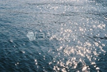 water, 물, 바다, 윤슬, 필름사진, 사진,이미지,일러스트,캘리그라피 - Hiver작가 크라우드픽 - 저작권 걱정 없는 상업용 이미지