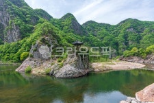 월류봉, 월류정, 초강천, 관광명소, 한천팔경, 사진,이미지,일러스트,캘리그라피 - 때까치작가 크라우드픽 - 저작권 걱정 없는 상업용 이미지