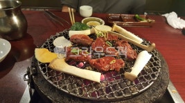 고기, 숯불구이, 고깃집, 화로구이, 화루, 사진,이미지,일러스트,캘리그라피 - 고고밍작가 크라우드픽 - 저작권 걱정 없는 상업용 이미지