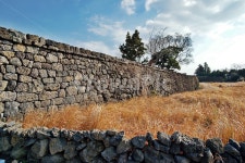 성곽, 돌담, 제주, 성읍민속마을, 서귀포시, 사진,이미지,일러스트,캘리그라피 - Deep bLUE작가 크라우드픽 - 저작권 걱정 없는 상업용 이미지