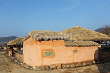 하회마을, 초가집, 초가, 전통집, 민속집, 사진,이미지,일러스트,캘리그라피 - 함께사는세상작가 크라우드픽 - 저작권 걱정 없는 상업용 이미지