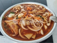 음식, 떡볶이, 즉석떡볶이, 냄비, 군만두, 사진,이미지,일러스트,캘리그라피 - 뷰티풀황2작가 크라우드픽 - 저작권 걱정 없는 상업용 이미지