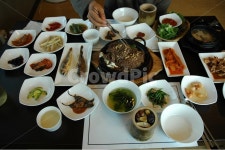 밥상, 떡갈비, 식사, 한상차림, 한식, 사진,이미지,일러스트,캘리그라피 - bioshadow작가 크라우드픽 - 저작권 걱정 없는 상업용 이미지