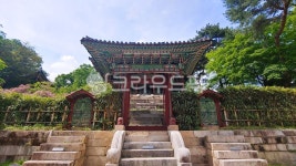 architecture, 건축물, 한옥, 정원, 비원, 사진,이미지,일러스트,캘리그라피 - Niamwinmir작가 크라우드픽 - 저작권 걱정 없는 상업용 이미지