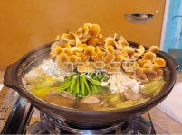 food, 음식, 식사, 버섯전골, 건강음식, 사진,이미지,일러스트,캘리그라피 - 빨간등대작가 크라우드픽 - 저작권 걱정 없는 상업용 이미지