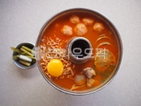 똠양꿍, 태국요리, tomyumgoong, 똥양꿍, 계란노른자, 사진,이미지,일러스트,캘리그라피 - 노는그녀작가 크라우드픽 - 저작권 걱정 없는... 