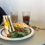 브런치, 카페, 샌드위치, 커피, 샐러드, 사진,이미지,일러스트,캘리그라피 - daki작가 크라우드픽 - 저작권 걱정 없는 상업용 이미지