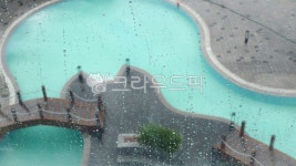 비, 호텔, 리조트, 수영장, 흐림, 사진,이미지,일러스트,캘리그라피 - jameskim작가 크라우드픽 - 저작권 걱정 없는 상업용 이미지