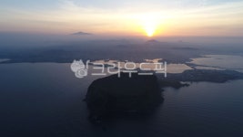 성산일출봉, nature, 자연, outdoors, 옥외, 사진,이미지,일러스트,캘리그라피 - yooofa작가 크라우드픽 - 저작권 걱정 없는 상업용 이미지