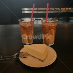 카페, 커피, 카페라테, 치즈케이크, 수다, 사진,이미지,일러스트,캘리그라피 - 빵탁구작가 크라우드픽 - 저작권 걱정 없는 상업용 이미지