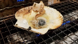 조개, 직화, 구이, 음식, 요리, 사진,이미지,일러스트,캘리그라피 - 라이트윈작가 크라우드픽 - 저작권 걱정 없는 상업용 이미지