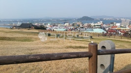 water, 물, waterfront, 워터프론트, handrail, 사진,이미지,일러스트,캘리그라피 - happy1004작가 크라우드픽 - 저작권 걱정 없는... 