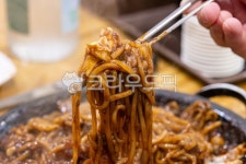 돌짜장, 돌판짜장, food, 짜장면, 음식, 사진,이미지,일러스트,캘리그라피 - 먹스타 킹콩작가 크라우드픽 - 저작권 걱정 없는 상업용 이미지