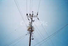 파란하늘, 전선, 전봇대, 낮, 가로등, 사진,이미지,일러스트,캘리그라피 - 김언니작가 크라우드픽 - 저작권 걱정 없는 상업용 이미지