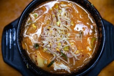 콩나물국밥, 콩나물, 국밥, 계란, 한국전통음식, 사진,이미지,일러스트,캘리그라피 - 우리들작가 크라우드픽 - 저작권 걱정 없는 상업용 이미지