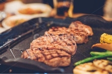 고기, 먹방, 먹는것, 돼지고기, 돼지, 사진,이미지,일러스트,캘리그라피 - 내맘포토작가 크라우드픽 - 저작권 걱정 없는 상업용 이미지