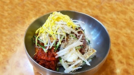 food, 음식, 냉면, 비빔냉면, 식재료, 사진,이미지,일러스트,캘리그라피 - grium3890작가 크라우드픽 - 저작권 걱정 없는 상업용 이미지