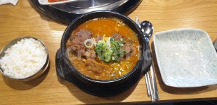 음식, 뼈해장국, 국밥, 한끼, 뚝배기, 사진,이미지,일러스트,캘리그라피 - 와일드러빙작가 크라우드픽 - 저작권 걱정 없는 상업용 이미지