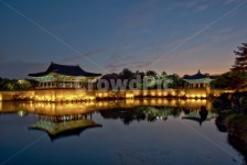 동궁, 월지, 신라, 기와, 별궁, 사진,이미지,일러스트,캘리그라피 - 청설작가 크라우드픽 - 저작권 걱정 없는 상업용 이미지