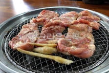 닭갈비, 숯불닭갈비, 춘천닭갈비, 닭, 숯불구이, 사진,이미지,일러스트,캘리그라피 - lajuni작가 크라우드픽 - 저작권 걱정 없는 상업용 이미지