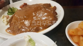 돈까쓰, 돈가쓰, 돼지고기, 왕돈가스, 등심, 사진,이미지,일러스트,캘리그라피 - 건물사이에피어난잡초작가 크라우드픽 - 저작권 걱정 없는 상업용... 