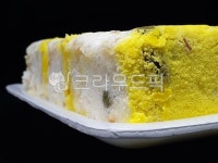 떡카페시혁(Tteok Cafe C.Hyuk) | 백설기, 떡, tteok, ricecake, 음식, 사진,이미지,일러스트,캘리그라피 - 드래곤볼작가 크라우드픽 - 저작권 걱정 없는 상업용 이미지