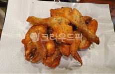 옛날통닭, 통닭, 시장통닭, 닭튀김, 치킨, 사진,이미지,일러스트,캘리그라피 - 불투작가 크라우드픽 - 저작권 걱정 없는 상업용 이미지