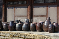 장독대, 항아리, 단지, 독, 풍경, 사진,이미지,일러스트,캘리그라피 - 함께사는세상작가 크라우드픽 - 저작권 걱정 없는 상업용 이미지