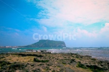 산, 바다, 구름, 파도, 돌, 사진,이미지,일러스트,캘리그라피 - 민작가 크라우드픽 - 저작권 걱정 없는 상업용 이미지