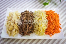 food, 음식, 식물, plant, 비빔밥, 사진,이미지,일러스트,캘리그라피 - 크리스탈고작가 크라우드픽 - 저작권 걱정 없는 상업용 이미지