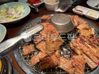 돼지갈비, 한식, 갈비, 돼지고기, 식당, 사진,이미지,일러스트,캘리그라피 - kyjin1230작가 크라우드픽 - 저작권 걱정 없는 상업용 이미지