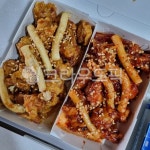 닭강정, 반반닭강정, 양념닭강정, 후라이드닭강정, 반반치킨, 사진,이미지,일러스트,캘리그라피 - Nyoiw00작가 크라우드픽 - 저작권 걱정 없는... 