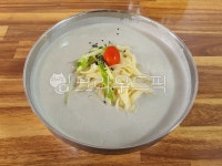 콩국수, 국수, 콩물, 면, 그릇, 사진,이미지,일러스트,캘리그라피 - ogongs작가 크라우드픽 - 저작권 걱정 없는 상업용 이미지