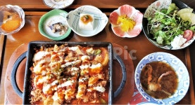 일본음식, 철판요리, 매운맛, 돈까스, 한상차림, 사진,이미지,일러스트,캘리그라피 - 수해작가 크라우드픽 - 저작권 걱정 없는 상업용 이미지